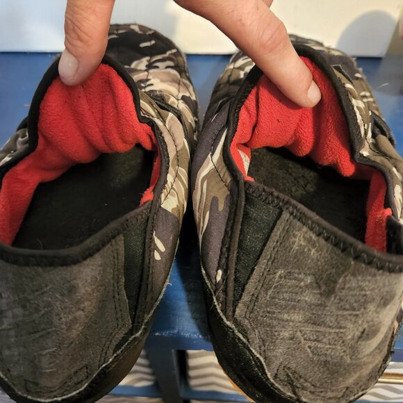 Men's size 11 NEW BALANCE green camouflage slip on fabric|leather sneakers - Picture 7 of 10